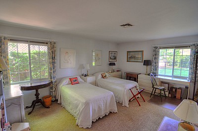 13-bed2_1.jpg